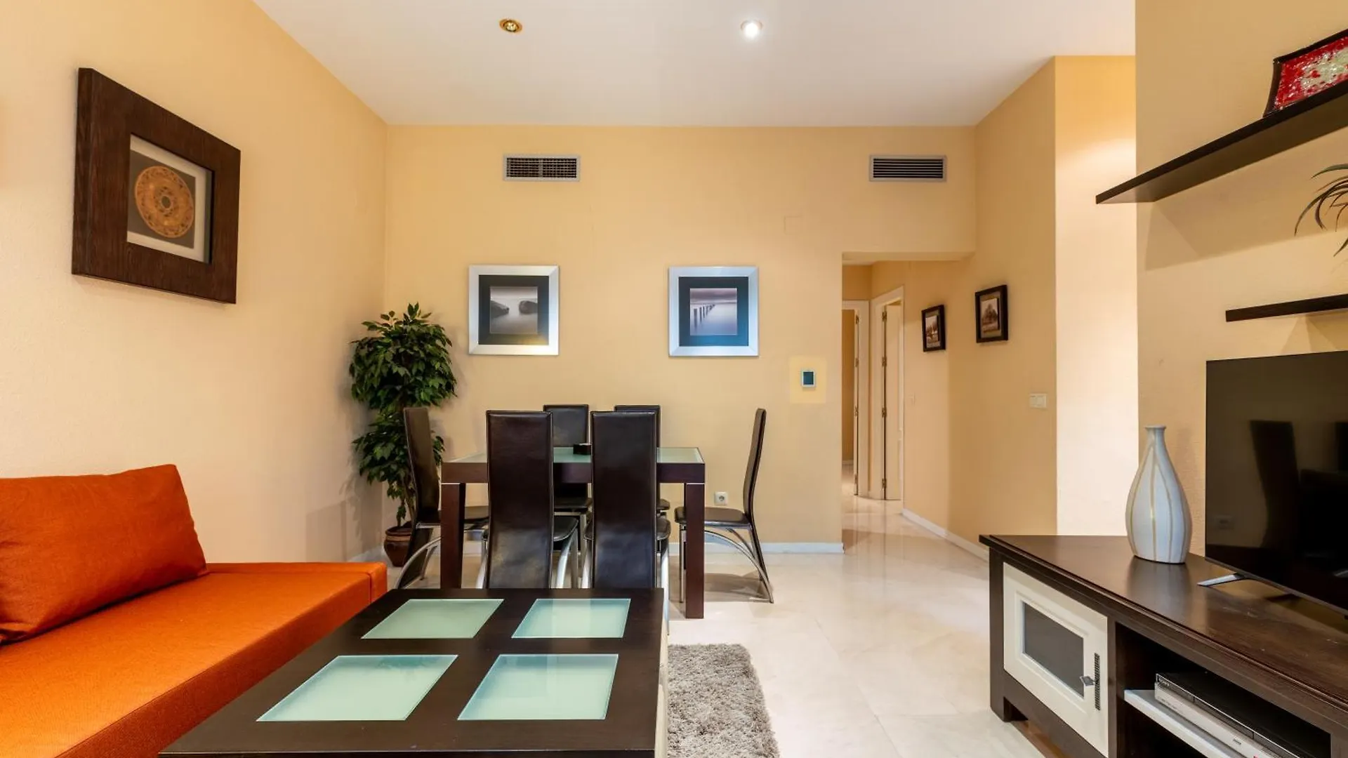 San Vicente S Apartment Sevilla España